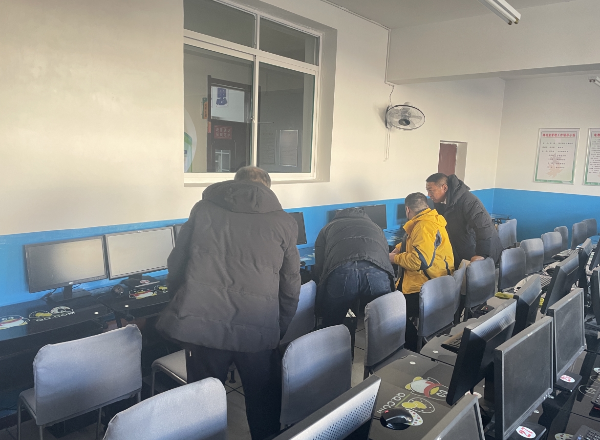 双辽某小学教学设备国有资产报废鉴定的现场勘查情况